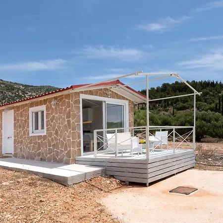 Faraklata Cottages *