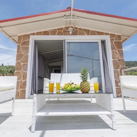 Faraklata Cottages Holiday home Faraklata