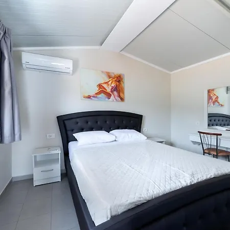 Faraklata Cottages Vakantiehuis *
